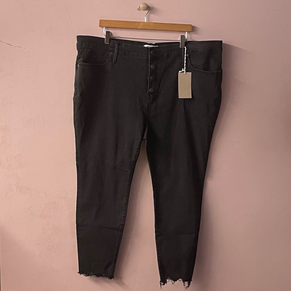 Madewell Black Wash Raw Hem Button-Fly 9” High-Rise Skinny Jeans Size 37P NWT